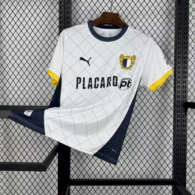Camisa Famalicão Home 24/25 Masculina
